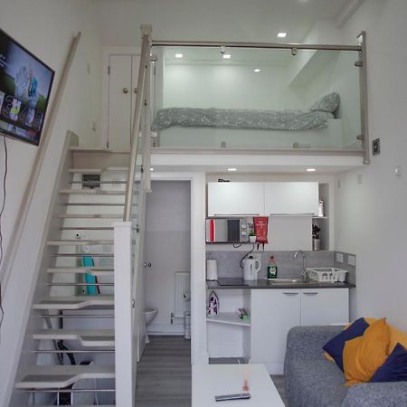 Quirky, Stylish & Modern Studio In Central Reading Exterior foto